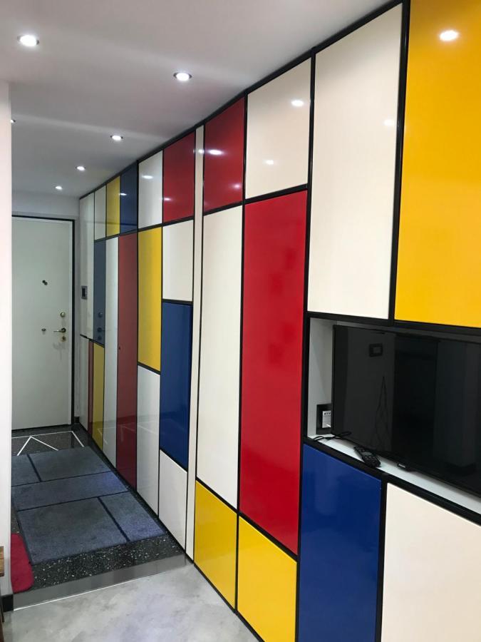 Mondrian's House *